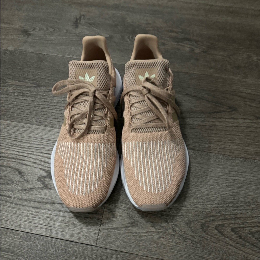 Adidas tennis shoes